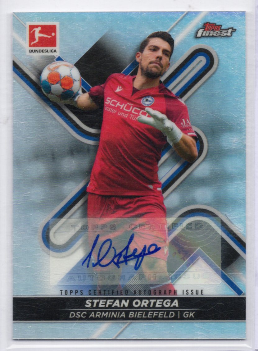 2021-22 Topps Finest Bundesliga Refractor Stefan Ortega Moreno #24